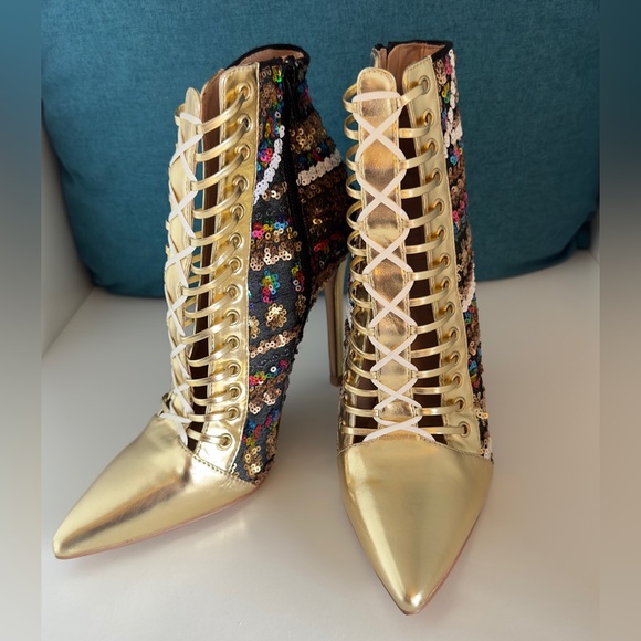 Full On Glam Gold Multicolored Sequined Stiletto Booties - Faux Lace Up - Sz 7 - Picture 10 of 16